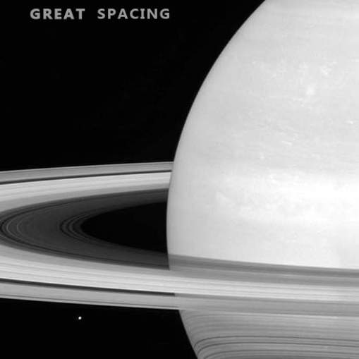 Първият исторически период на Касини между пръстените на Сатурн