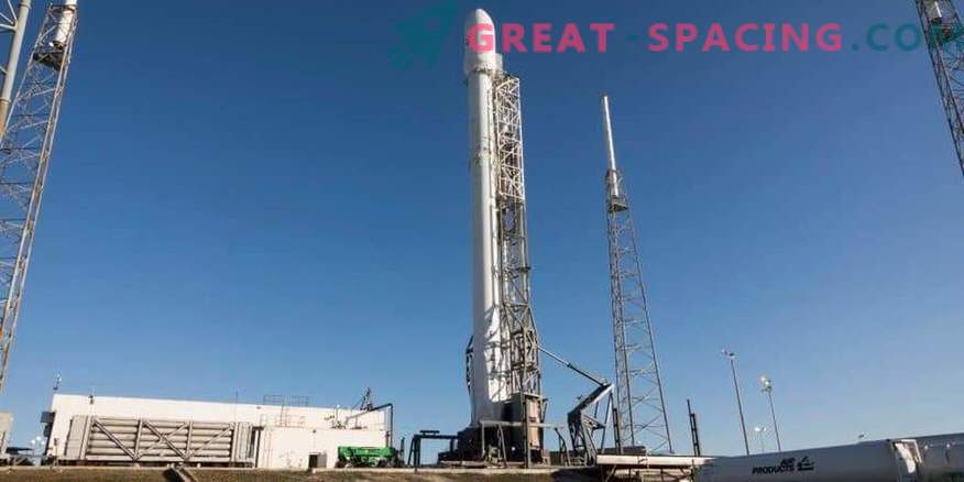 SpaceX подготвя доставка от правителството на САЩ