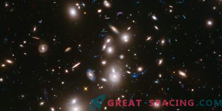 Размерите на галактиките при сливания засягат 