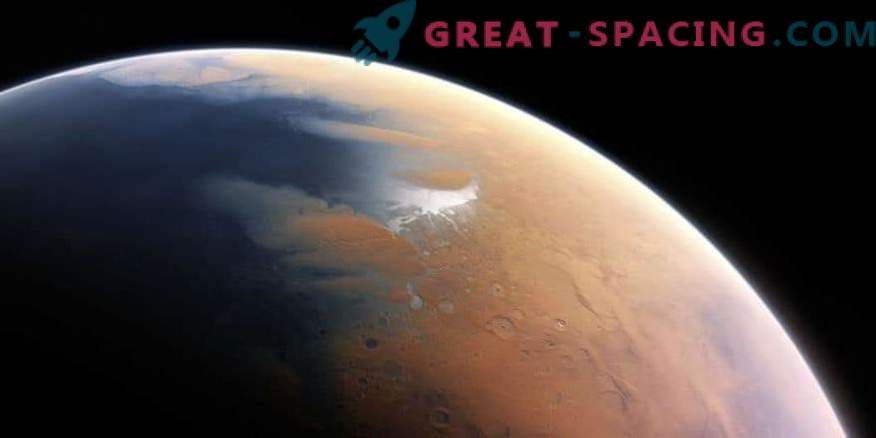 Течно езеро се крие под ледената кора на Марс