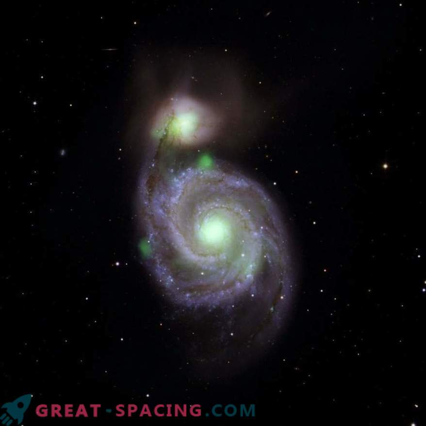 Малък светъл обект засенчва супермасивните черни дупки в галактическото сливане