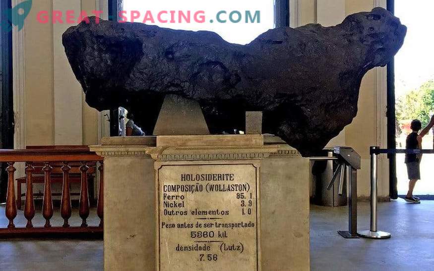 Най-големият бразилски метеорит успя да оцелее при сериозен пожар