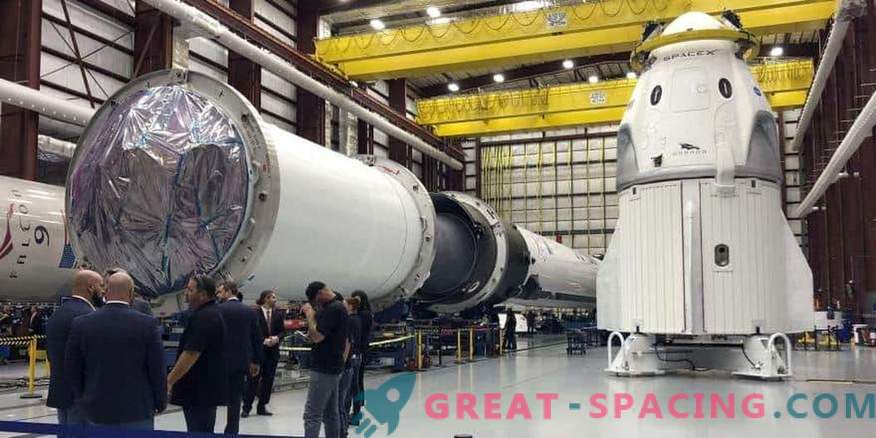 НАСА и SpaceX се подготвят за тестването през март
