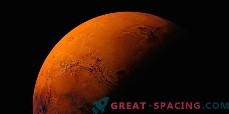 Изненада от марсианския екватор