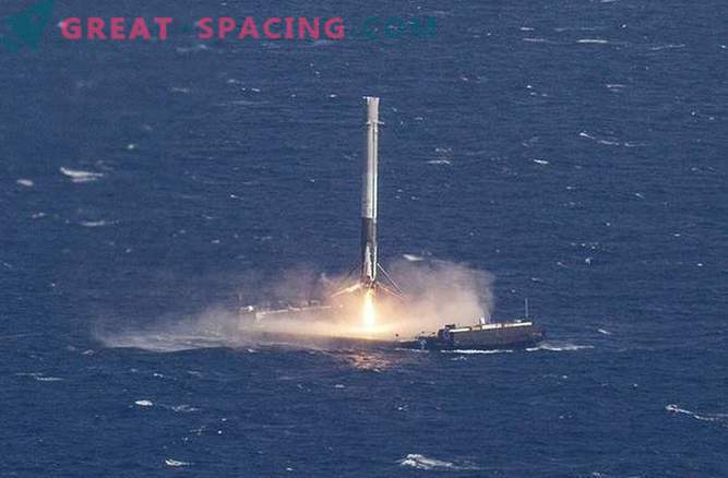 Защо кацането на SpaceX ракетата в океана е важно постижение