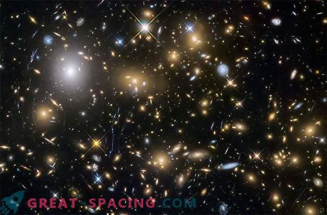 Орбиталният телескоп на Хъбъл откри галактики от времето на „космическата зора”