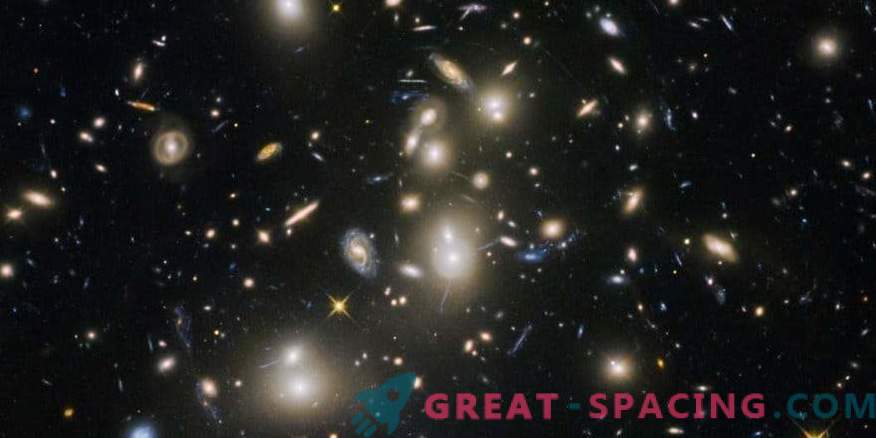 Намерени са древни галактики, които са дали първата светлина на Вселената