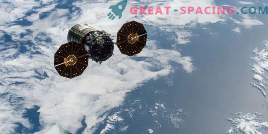 Космическият кораб Cygnus завърши огнената мисия на смъртта