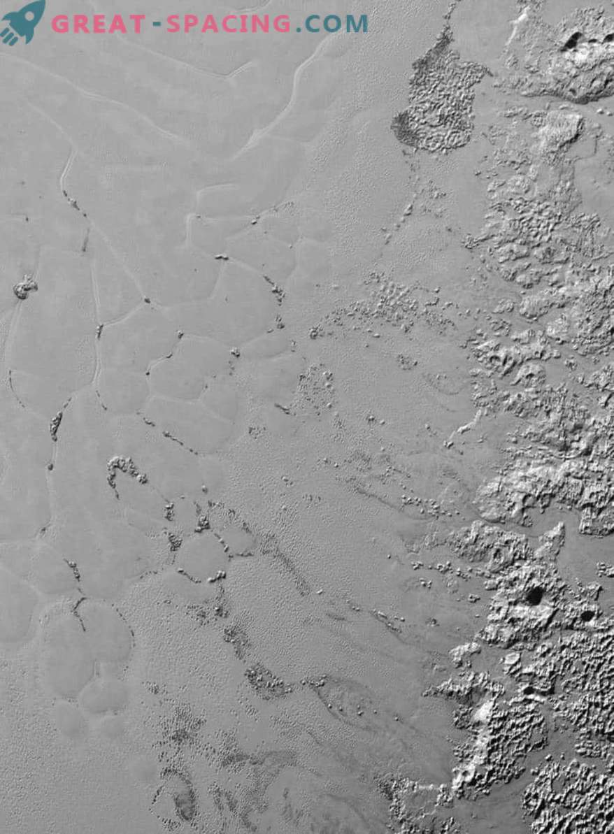 Можеш ли да намериш живот в океана на Плутон