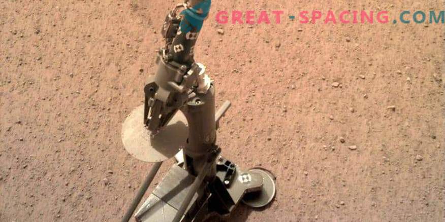 Мърт се появи на Марс: мисията InSight се подготвя да пробие