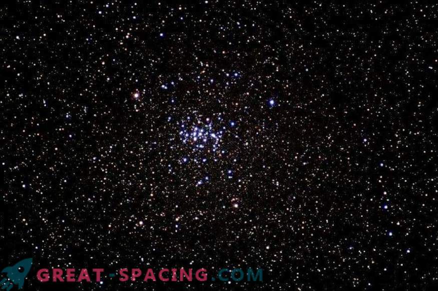 Намерена двойна звезда в клъстера NGC 2632