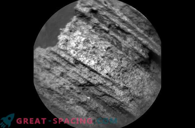 Епична първа година на любопитството на Марс: снимки