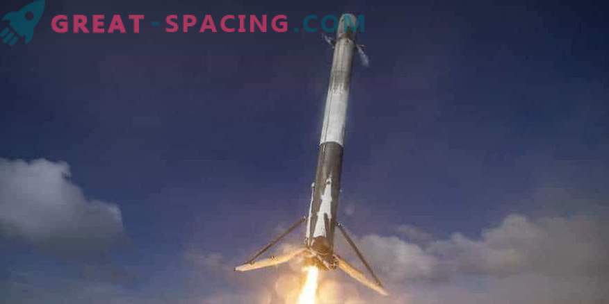 SpaceX приключва годината с последното пускане на сателит