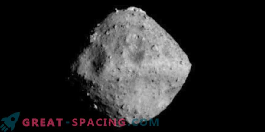 Снимки на космоса: Астероид (162173) Ryugu