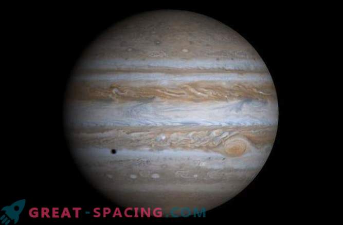 Разкрива тайната на създаването на Юпитер