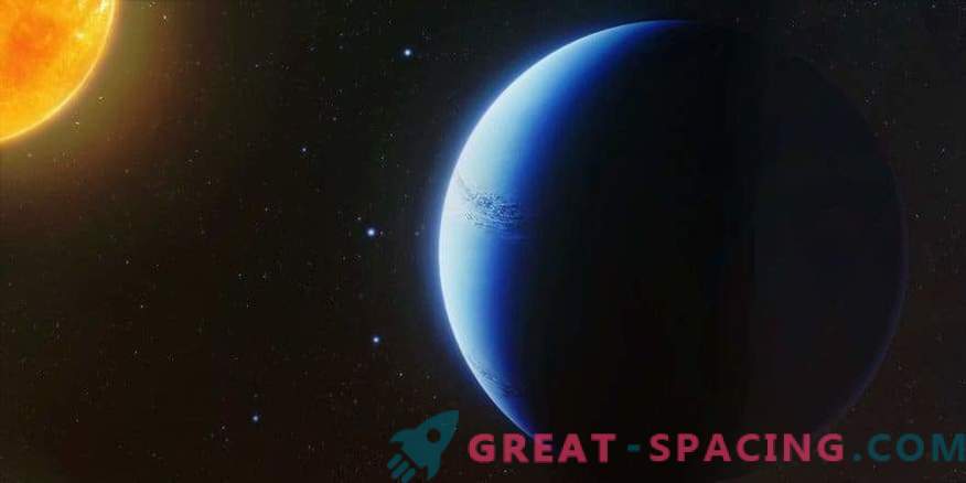 Открита екзопланета с безоблачна атмосфера