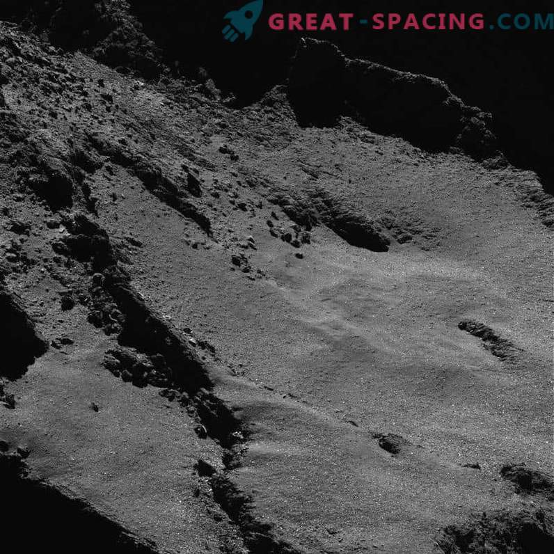 Rosetta продължава да изучава комета 67P / Churyumov-Gerasimenko