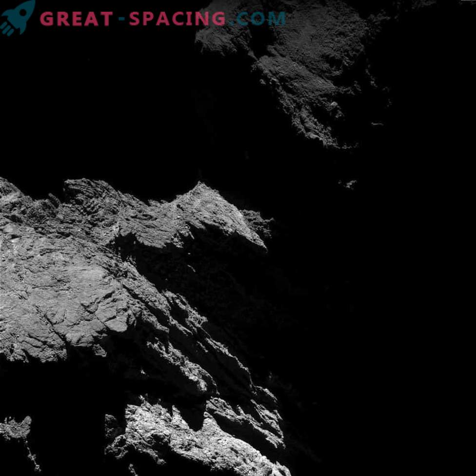 Rosetta продължава да изучава комета 67P / Churyumov-Gerasimenko