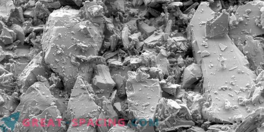Изследователите създават изкуствени метеорити в лабораторията
