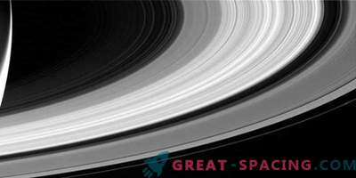 Тайнствените пръстени на Сатурн