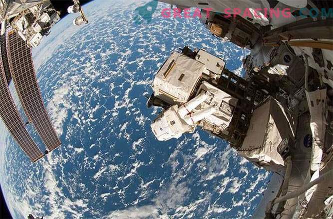 Астронавти на работа: астронавтите направиха невероятни снимки