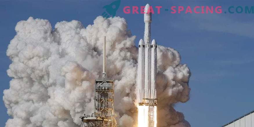 SpaceX планира да пусне ракетата Falcon Heavy за втори път