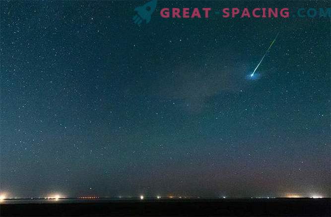 Космически фойерверки: Персеиди Метеор Душ 2015