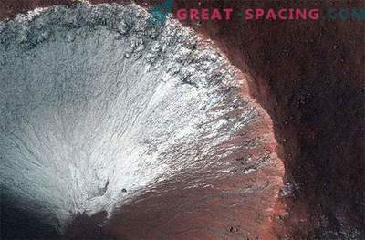Близката проверка на космическия кораб открива промени на Марс.