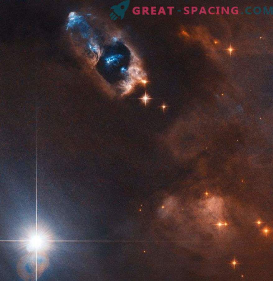 Телескопът Хъбъл улавя газообразни обекти в близост до новородената звезда