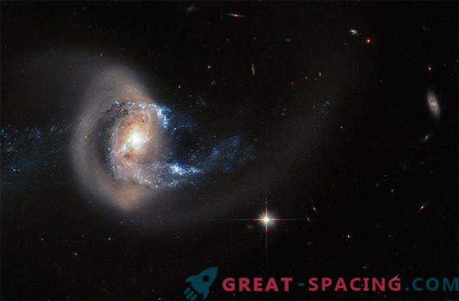 Хъбъл откри галактика от разпръснати звезди далеч от дома