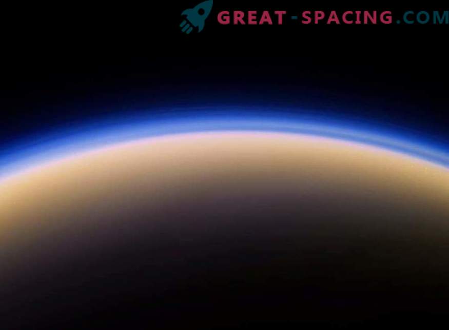 Ниска гравитация ви позволява да летите на Титан