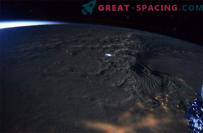 Астронавтите са заснели зашеметяващи гледки на бурята, която бушува на източния бряг на САЩ
