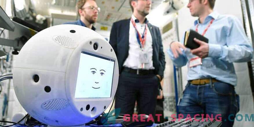 Робот с AI планира да нахлуе в космоса.